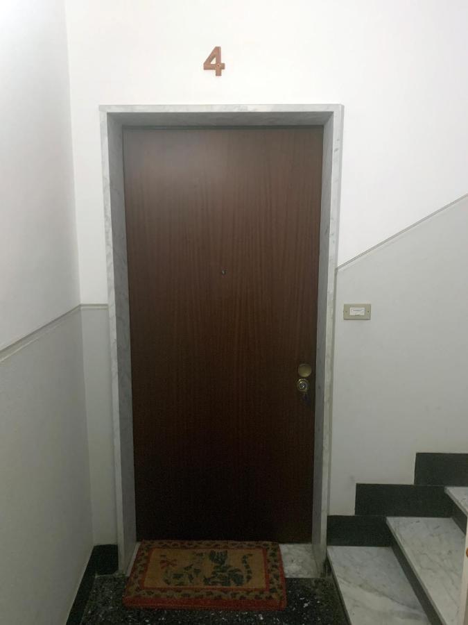 Casa Bianca 4 - confortevole in centro a Moneglia Esterno foto