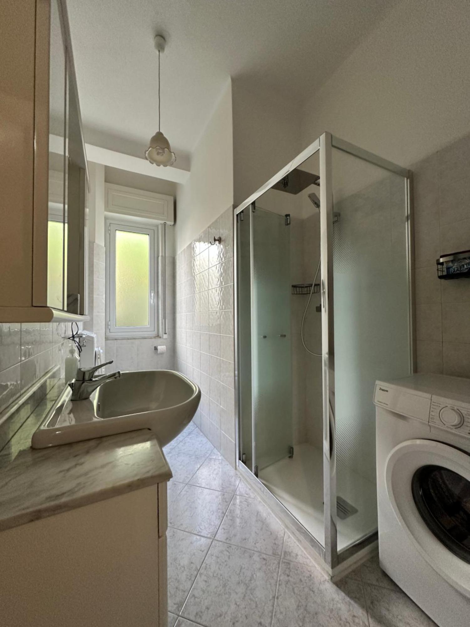 Casa Bianca 4 - confortevole in centro a Moneglia Esterno foto